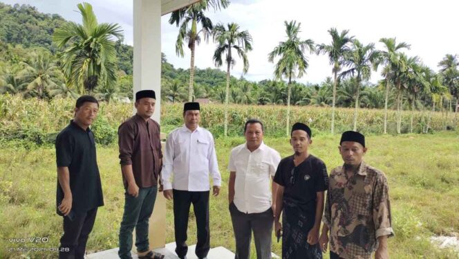 Plt Kadis Pendidikan Aceh Selatan Tinjau Lansung Lokasi Pembangunan RKB SDN Lhok Sialang Rayeuk