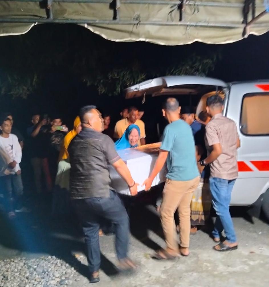 Tiba di Rumah Duka, Jenazah TKI Malaysia Asal Aceh Selatan Disambut Isak Tangis Keluarga