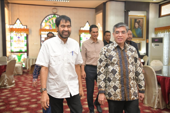 Gubernur Mualem Minta Menaker Bangun BLK Spesifikasi Khusus di Aceh 