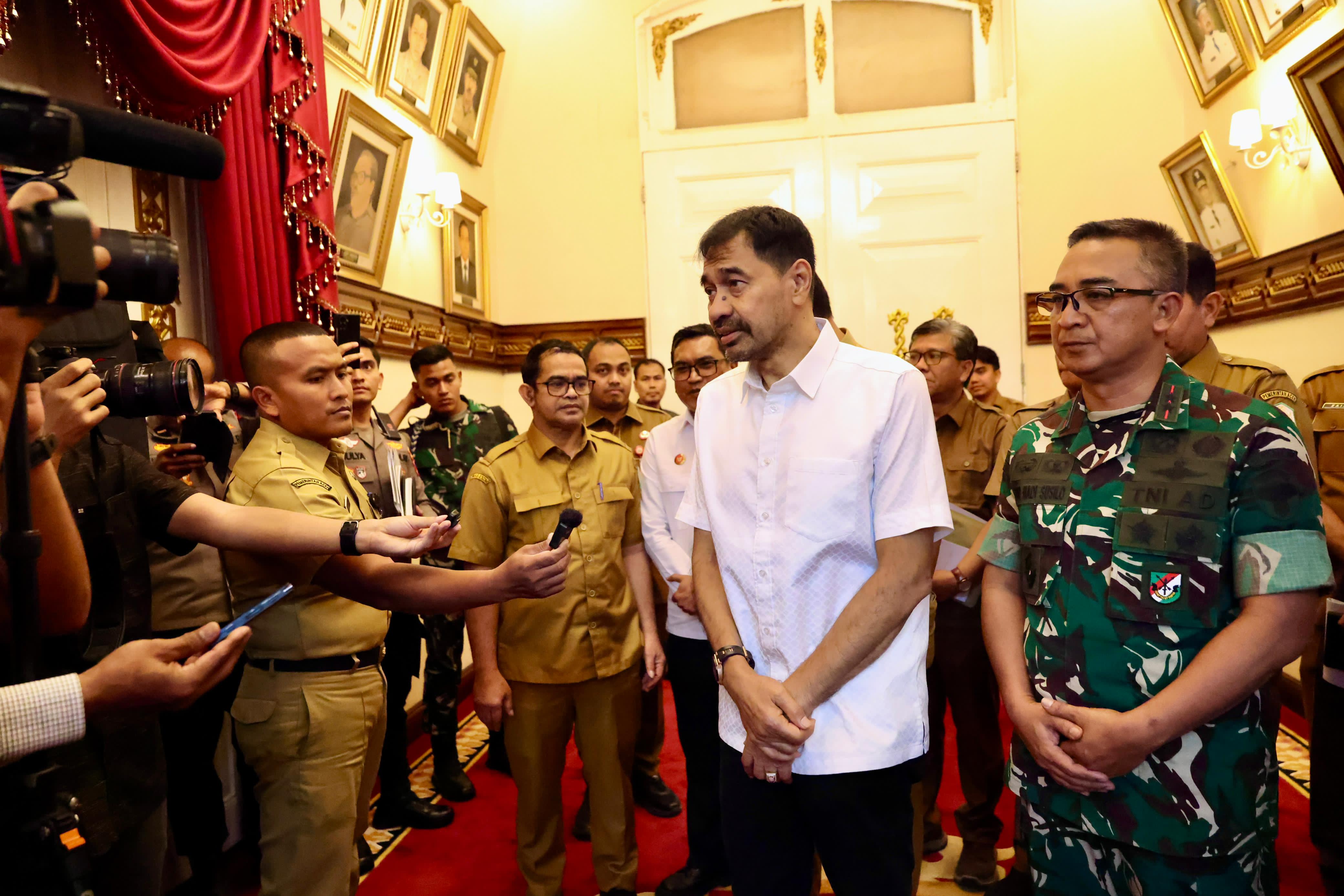 Gubernur Mualem: Penataan Tambang Ilegal Demi Kelestarian Lingkungan dan Meningkatkan PAA