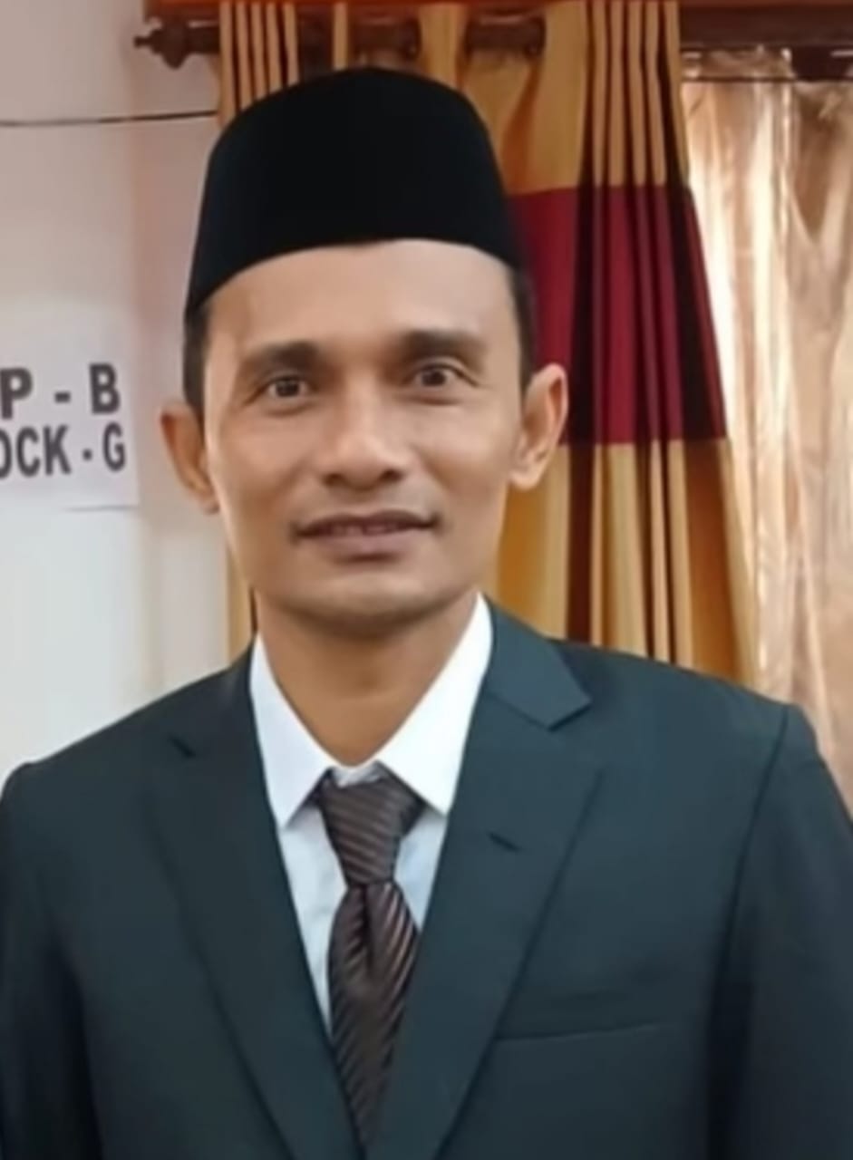 Zirhan SP : Dr. Taufik A Rahim Kalau Jadi Pengamat Jangan "Asbun"