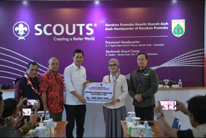 Pemprov Lampung Serahkan Donasi untuk Korban Bencana Aceh