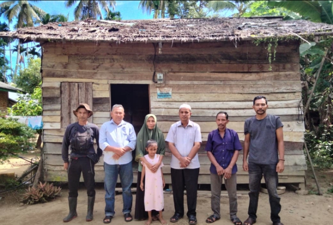 Instruksi Bupati Mirwan: Tak Boleh Ada Warga Aceh Selatan yang Berteduh di Bawah Terpal dan Pelepah