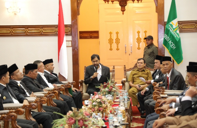 Gubernur Aceh Tekankan Penguatan Tata Kelola dan Transformasi Digital dalam RUPS Bank Aceh Syariah