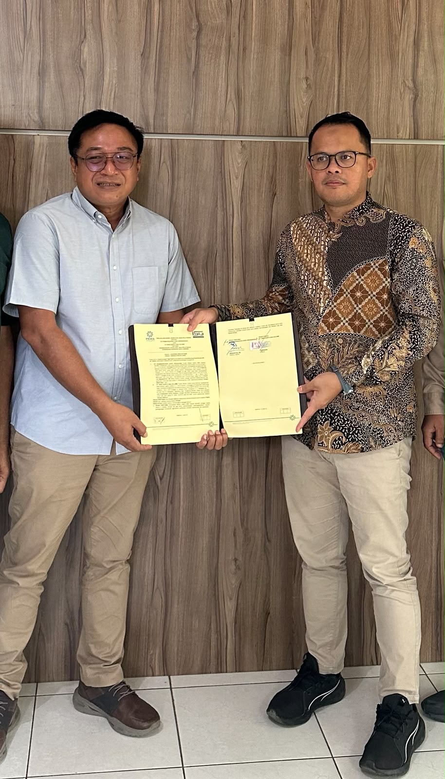 ISG Group dan PT PEMA Jalin Kerja Sama Bangun Pabrik Baja Ringan di KIA Ladong