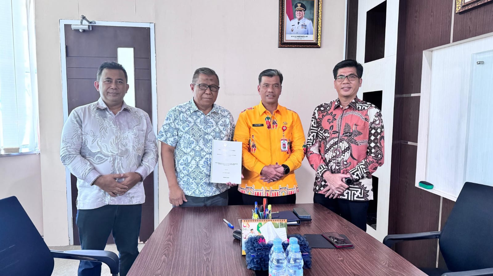 Perkuat Infrastruktur Daerah, APP Group dan Pemprov Riau Resmi Jalin Kerja Sama Penanganan Jalan