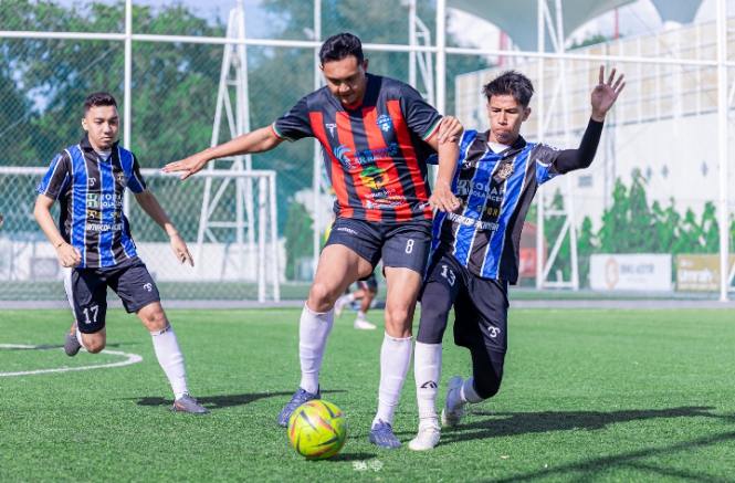 Drama Hingga Titik Putih! Akhyar Gold FC Kirim Pulang Arrabiyan FC, Lolos ke Perempat Final AMM Championship 2026