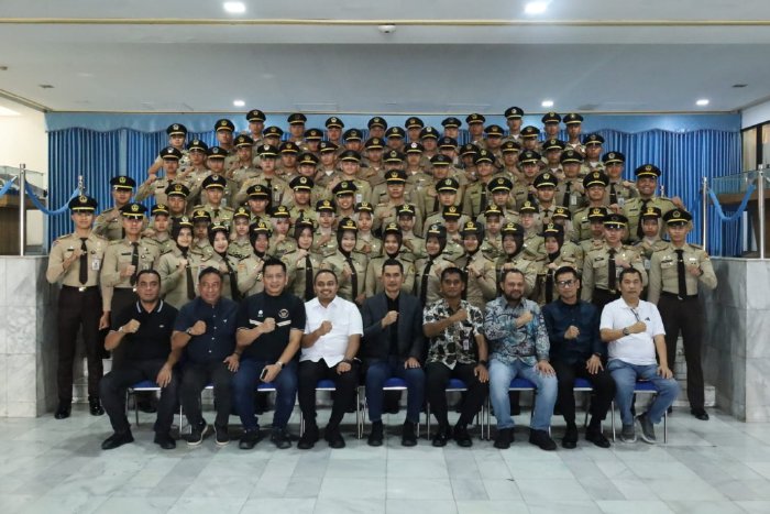 Sekda Aceh Bersilaturahmi dengan Praja IPDN Asal Aceh di Jatinangor