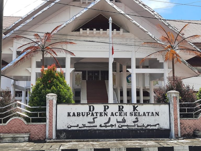Rapat Paripurna LKPJ 2025 Ditunda!, Begini Jawaban Beberapa Anggota Dewan