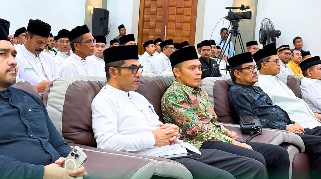 Plt Kadisdik Dayah Aceh Hadiri Pelantikan dan Muskerwil PWNU Aceh