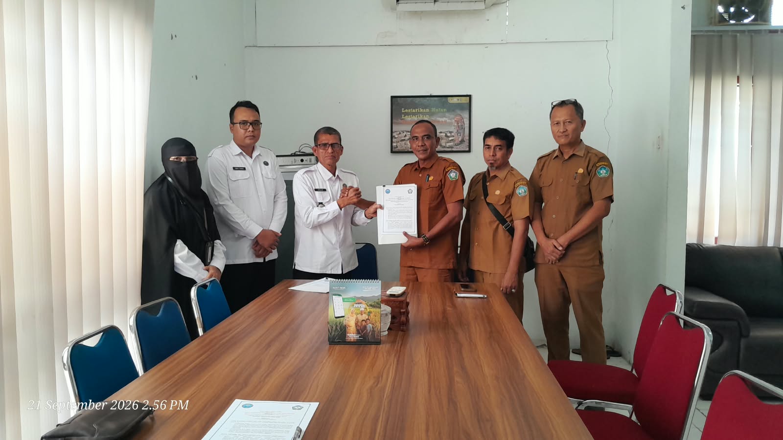 BNNK dan DLH Kabupaten Aceh Selatan Perkuat Kolaborasi, Pengelolaan Sampah Domestik Jadi Tanggung Jawab Bersama” 