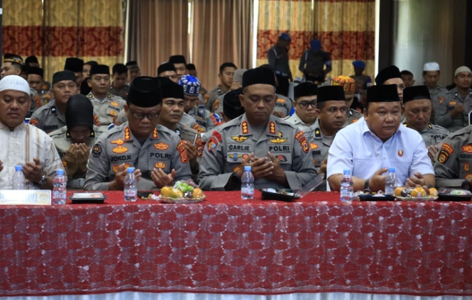 Kapolda Aceh Ikuti Ngaji Kebangsaan Bersama Gus Baha secara Hybrid